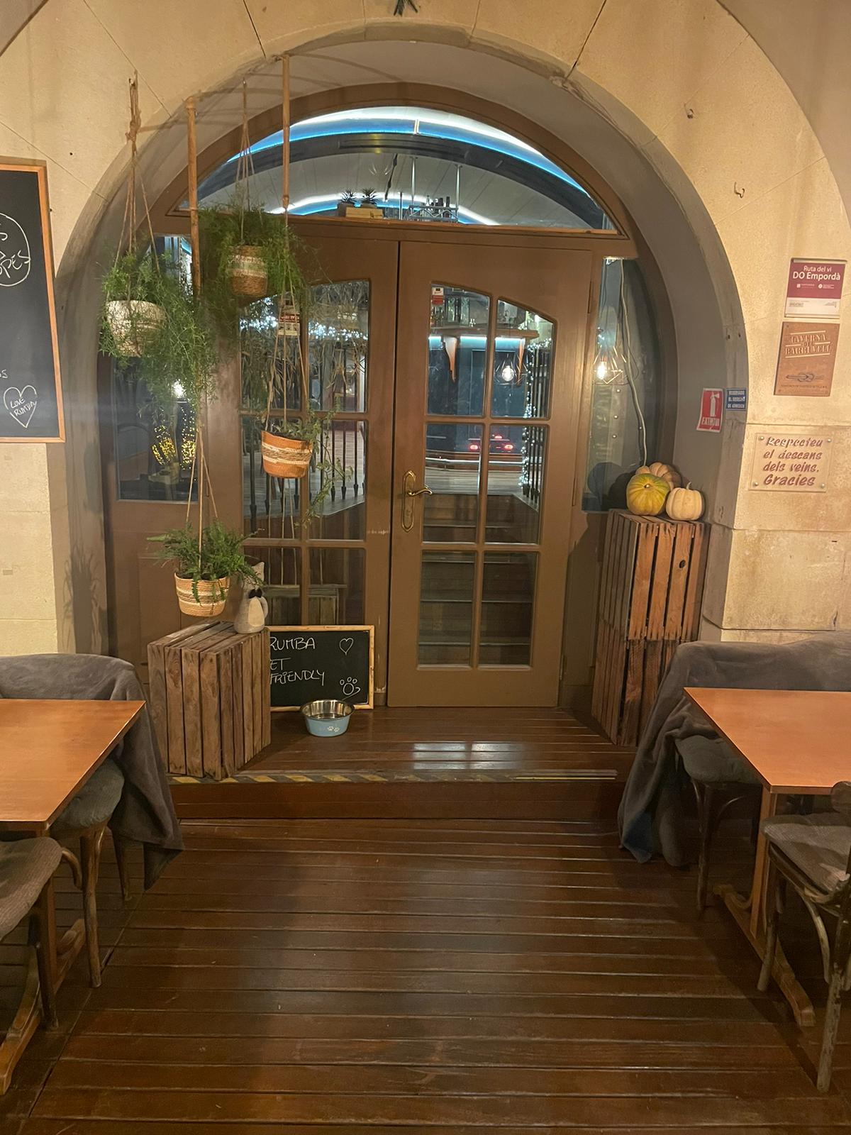 Bar-Restaurante con terraza en Palamós (Girona)