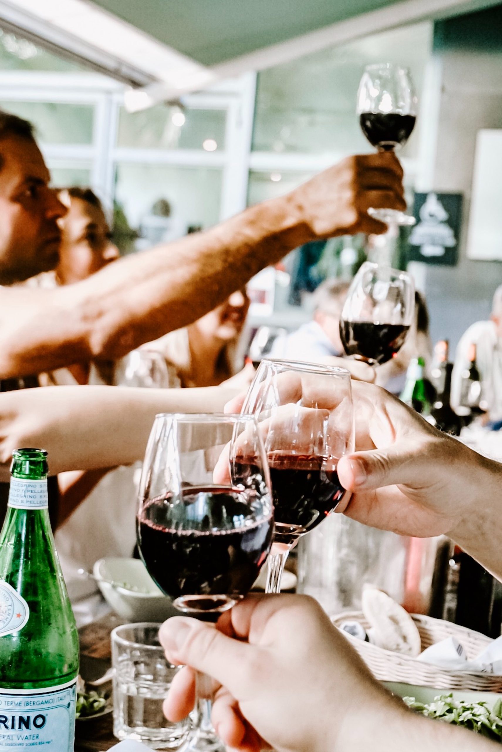 Restaurante Masía con gran jardín alta rentabilidad en perfectas condiciones para entrar