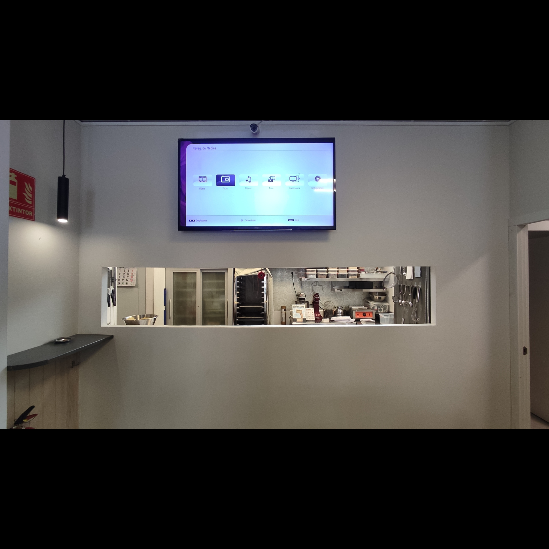 Panadería degustación consolidada enfrente del Corté Inglés, CORNELLÀ