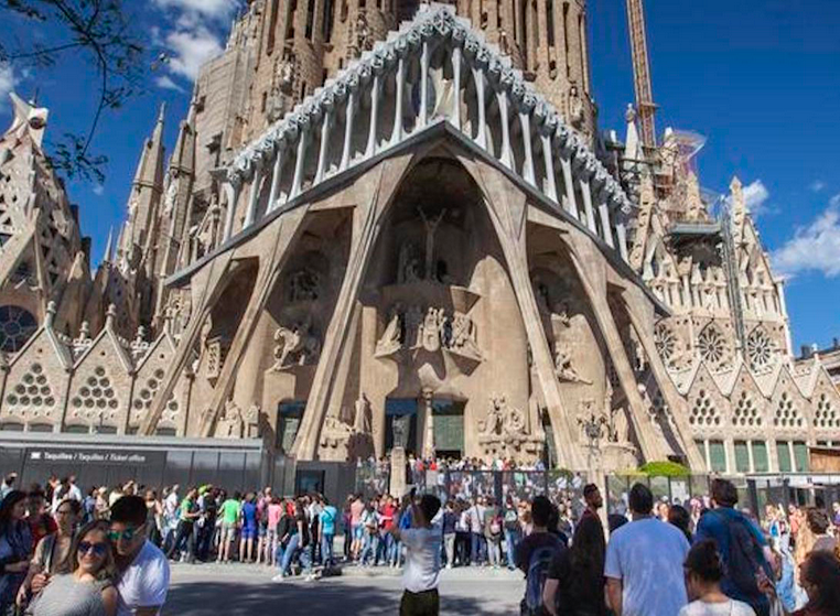 Se traspasa restaurante consolidado en zona prime de L’Eixample Dreta – Barcelona