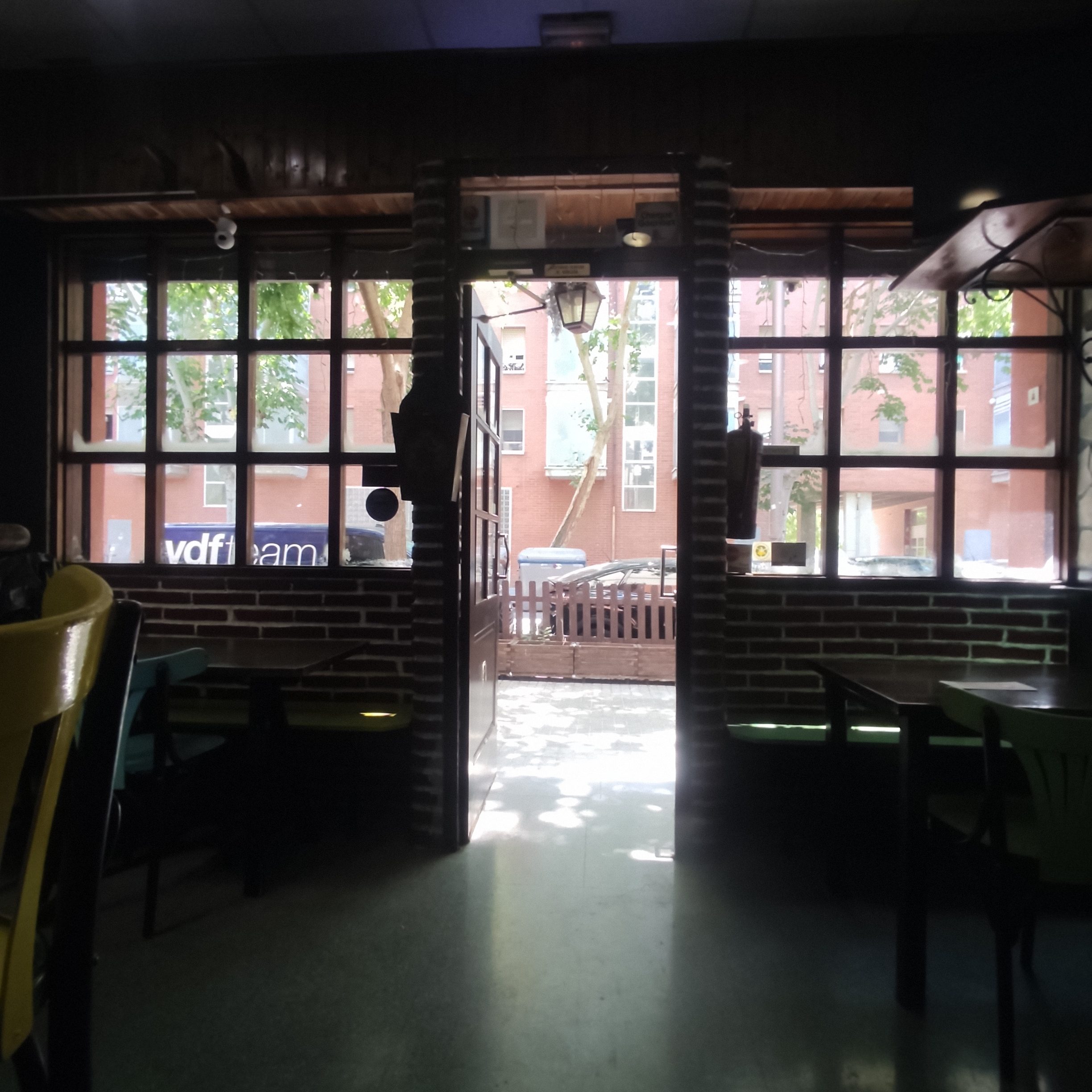 RESTAURANTE EN VENTA CON LICENCIA C3 MIXTA