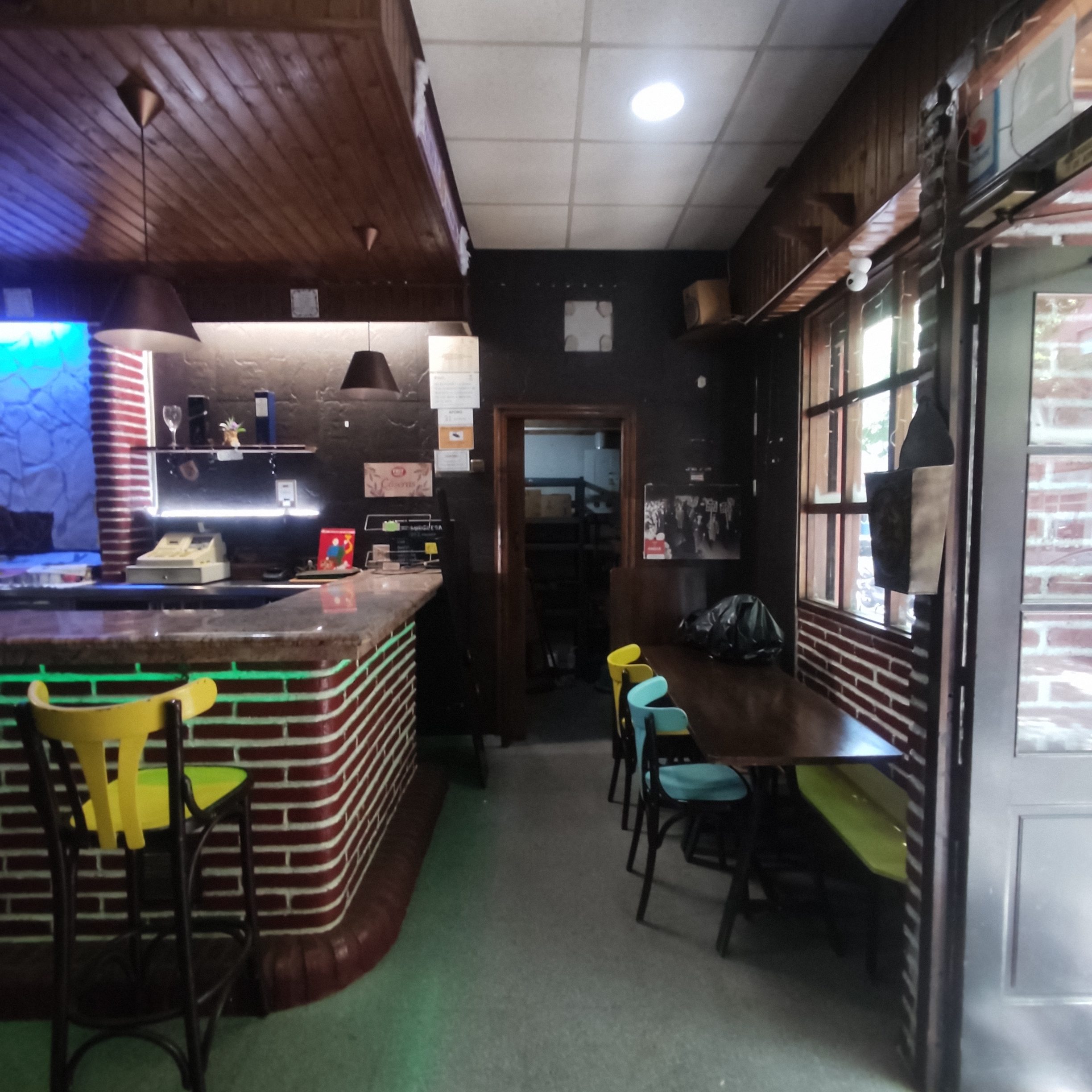 RESTAURANTE EN VENTA CON LICENCIA C3 MIXTA