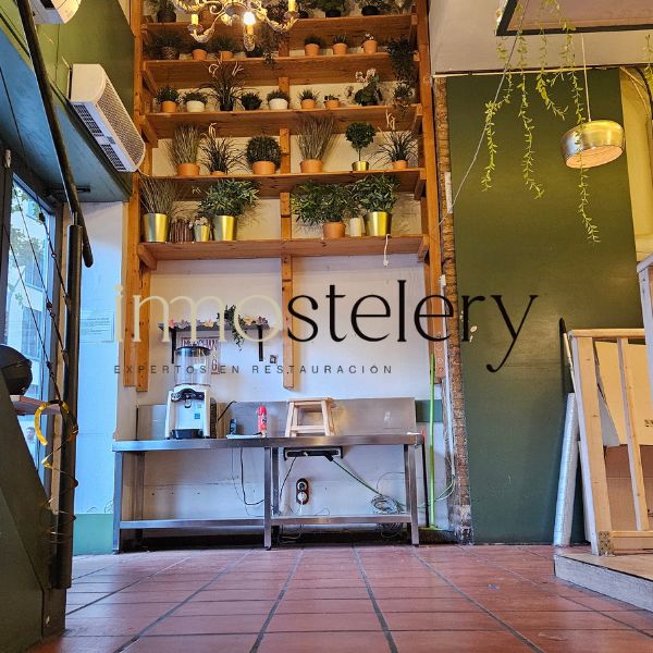 Cafetería en traspaso en zona Hospital Clínic, BCN