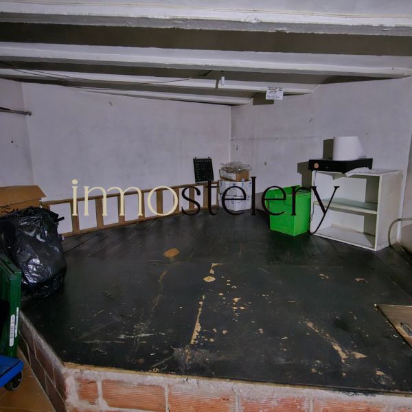 Cafetería en traspaso en zona Hospital Clínic, BCN