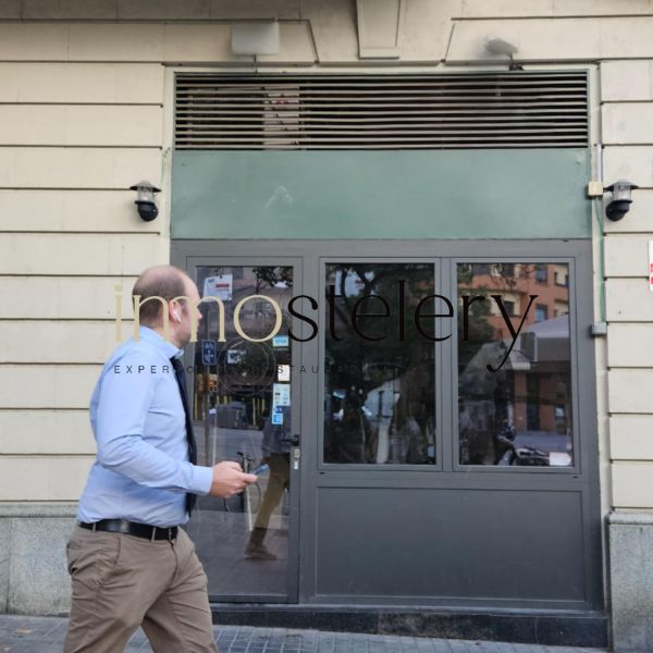 Cafetería en traspaso en zona Hospital Clínic, BCN