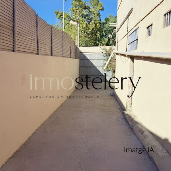 Nave Industrial en Venta cerca La Maquinista BCN